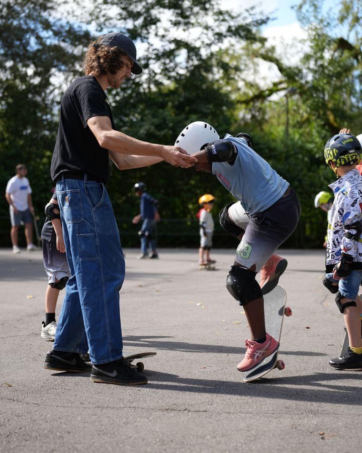 Skateboarding School Luxembourg Coach Letz skate
Lessons
